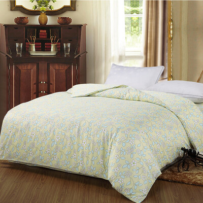 Ai Wei bedding home textiles cotton quilt single single cotton quilt 150 215 Fengling leaves
Ai Wei bedding home textiles cotton quilt single single cotton quilt 150 215 Fengling leaves