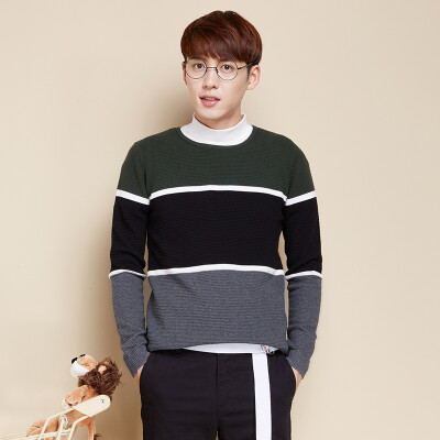 

Senma (Semir) Мужчины простых круглых пуловеры шеи большие цветные полосы хит цвета жаккардового свитер Корейская волна 19416061902 зеленый черного тона S