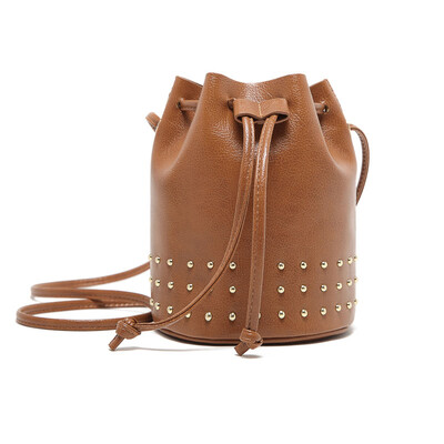 3 Colors Fashion Rivet Women Bag 2016 New Arrival Crossbody Bag PU Leather Bucket Bags Famous Brand Solid Color
3 Colors Fashion Rivet Women Bag 2016 New Arrival Crossbody Bag PU Leather Bucket Bags Famous Brand Solid Color