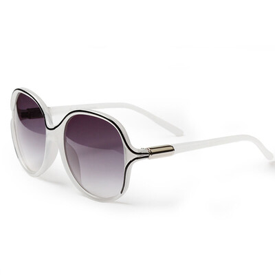 Love LianSan Polarized sunglasses Women&39s large frame fashion repair face retro driving mirror sunglasses 330 white
Love LianSan Polarized sunglasses Women&39s large frame fashion repair face retro driving mirror sunglasses 330 white