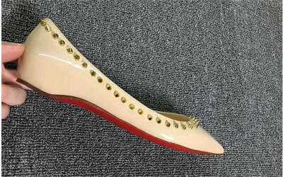 Jiabaisi Women Flats Pointed Toe nails patent Flats Slip On low heel shoes Large Size Wedding Party Casual Basic Shoes
Jiabaisi Women Flats Pointed Toe nails patent Flats Slip On low heel shoes Large Size Wedding Party Casual Basic Shoes