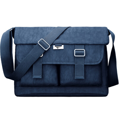 Seven wolves male bag shoulder bag men Messenger bag Oxford cloth backpack bag black B0600364-201
Seven wolves male bag shoulder bag men Messenger bag Oxford cloth backpack bag black B0600364-201