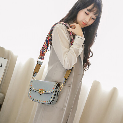 Jiabaisi Clutch bag women Semicircle Shoulder bag Pu leather Retro Beads handbag with detachable 2 Straps colorful Silk cute purse
Jiabaisi Clutch bag women Semicircle Shoulder bag Pu leather Retro Beads handbag with detachable 2 Straps colorful Silk cute purse