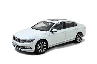 Paudi 118 scale VW Volkswagen Magotan 2017 White diecast model car die-cast car
Paudi 118 scale VW Volkswagen Magotan 2017 White diecast model car die-cast car