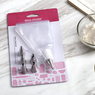 Magic Kitchen 304 stainless steel Biaohua mouth tool set to do the cookie cream cake decoration Biaohua baking six loaded with a converter 1 MK-B002
Magic Kitchen 304 stainless steel Biaohua mouth tool set to do the cookie cream cake decoration Biaohua baking six loaded with a converter 1 MK-B002
