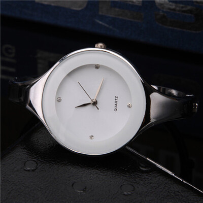 2017 Fashion Women Watch Роскошный бренд из нержавеющей стали Bangle Watch Quartz Простой случайный женский Rhinestone WristWatch Clock
2017 Fashion Women Watch Роскошный бренд из нержавеющей стали Bangle Watch Quartz Простой случайный женский Rhinestone WristWatch Clock