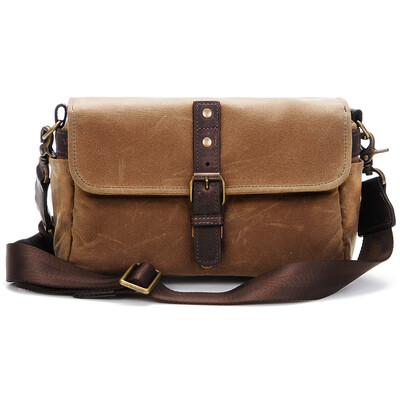 ONA 014RT The Bowery Shoulder Skimmed SLR Camera Bag Leica Sony Fuji Oba Micro Single Photo Package Retro Casual Canvas Bag Pure Handmade Retro Brown
ONA 014RT The Bowery Shoulder Skimmed SLR Camera Bag Leica Sony Fuji Oba Micro Single Photo Package Retro Casual Canvas Bag Pure Handmade Retro Brown