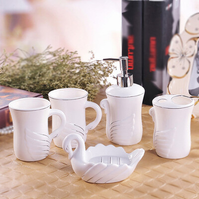 Yuhuaze European-style ceramic sanitary ware set of 5 pieces Mouthwash cup toothbrush holder hand washing hydraulic bottle soap box
Yuhuaze European-style ceramic sanitary ware set of 5 pieces Mouthwash cup toothbrush holder hand washing hydraulic bottle soap box