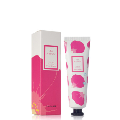 Fang Ji art commuter hand cream 30g fresh&refreshing absorption of non-stick soft&soft texture
Fang Ji art commuter hand cream 30g fresh&refreshing absorption of non-stick soft&soft texture