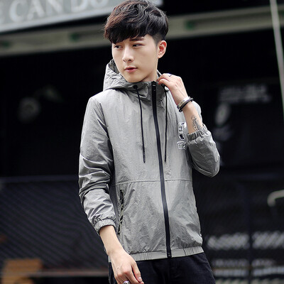Zhengbao spring autumn style hooded men's cap and micro - wrinkled waterproof jacket trend leisure
Zhengbao spring autumn style hooded men's cap and micro - wrinkled waterproof jacket trend leisure