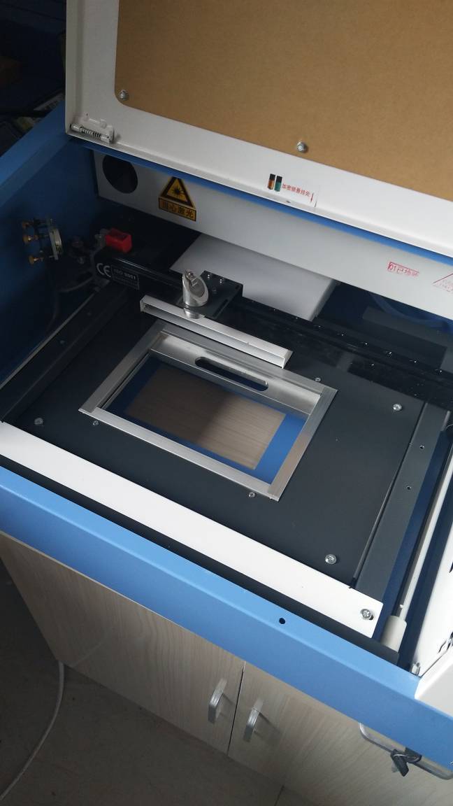 刻章机激光刻章机激光雕刻机小型激光刻章机立式刻章机3020激光雕刻机