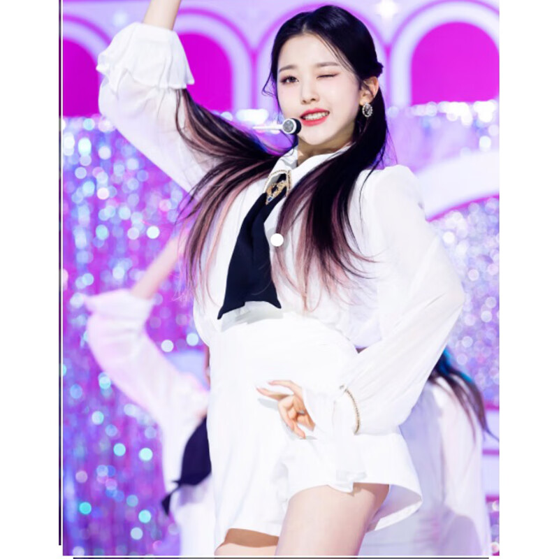 十奕年会演出服韩国女团同款舞蹈打歌服爵士舞韩舞台套装演出服白色
