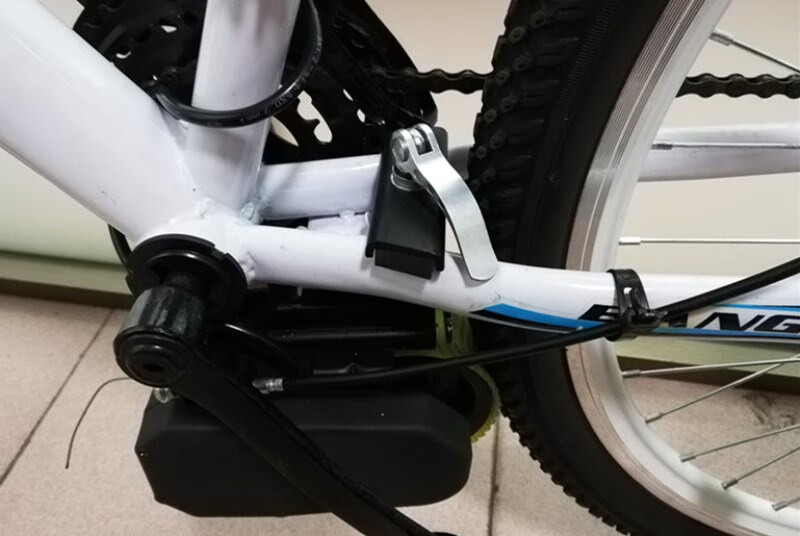 改装自行车电动助力器百梓福自行车助力器电动改装配件山地车小型电机