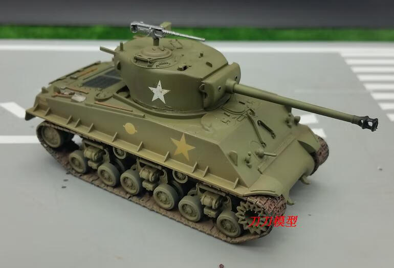 1:72 二战美军 m4a3e8谢尔曼狂怒 小号手坦克模型 非玩具【图片 价格