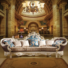 伟德bv1946官网-C罗在沙特的奢华生活与城市危机的鲜明对比