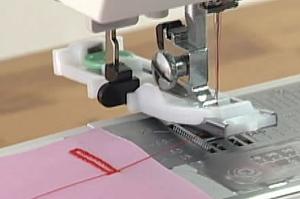 
                                        真善美JANOME 家用电脑多功能缝纫机DC6030                