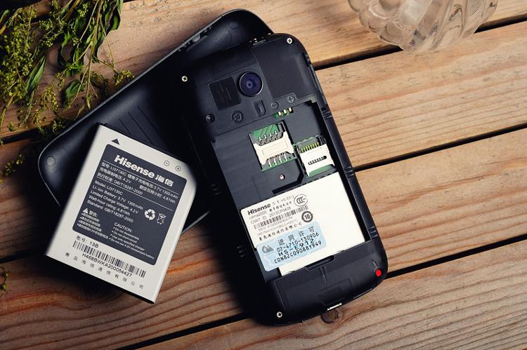 Hisense 海信E912 四寸宽屏 高性能智能手机 (