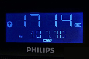 飞利浦（PHILIPS）AJ7260D/93 迷你音响 iphone6/4/5S苹果音响底座双闹钟床头音箱双插口（黑色）