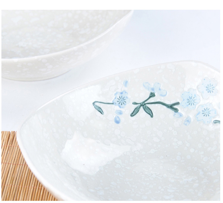 
                                        樱之歌 纯手绘雪花釉日式素瓷三角盘（2只）                