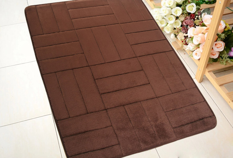 
                                        
                                        青苇 法兰绒 慢回弹 地垫门垫40*60cm 方格咖啡色                