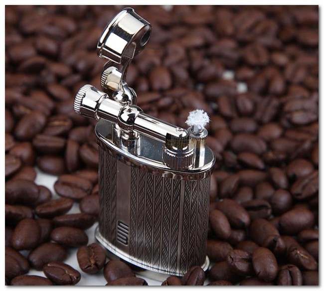 胜利win打火机银古美-深雕银杉树叶纹17502经典棉油火石机