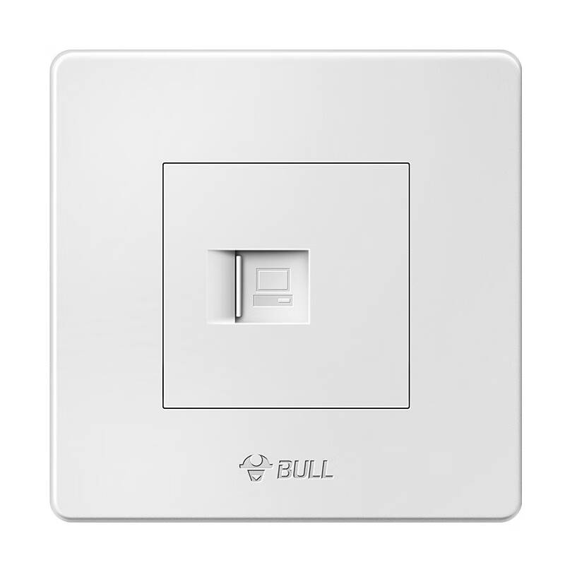 公牛磨砂款电脑插座