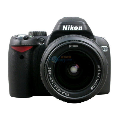

Nikon D60 (объектив AF-S DX 18-55 мм f / 3.5-5.6G ED II) Комплект SLR