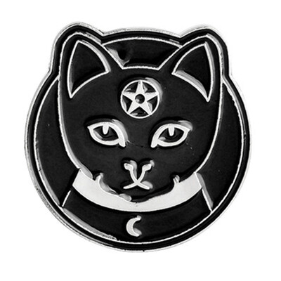 

Black Witch Enamel Brooch Pins Moon Cat Book Brooch Pins for Women Men Halloween Clothes And Hat Accessories Latest