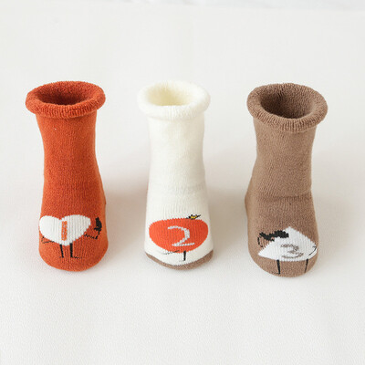 

Winter baby socks thick silk socks cotton material non-slip three pairs of stockings