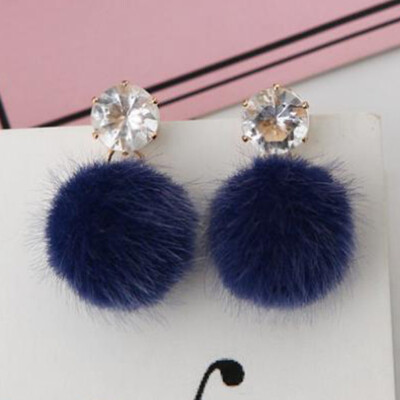 

Simple Winter Fashion Short Earring Dangle Artificial Ball Eardrop