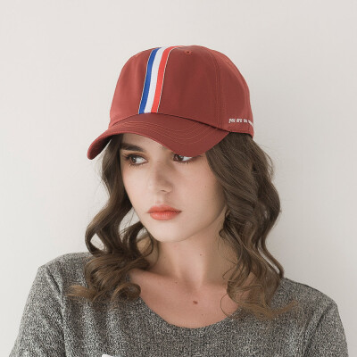 

New baseball cap Korean version of the three-color belt with couples hat satin cap outdoor sun hat