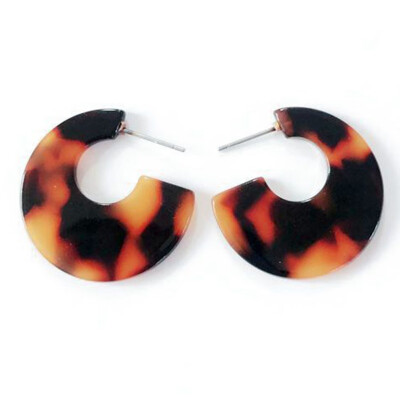 

C Shape Tortoise Printed Earrings Brown Tone Post Acrylic Women Fashion Gifts