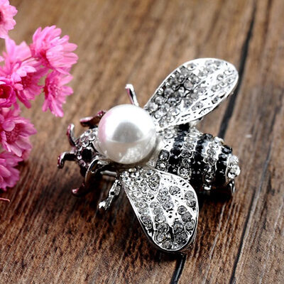 

Bee Pins Brooch for Women Accessory Gifts for Scarf Pen Vintage