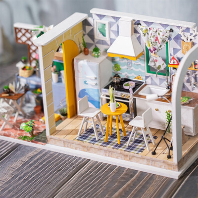 

YIWULASlow Life Beginner Player DIY Miniature Dollhouse Kit