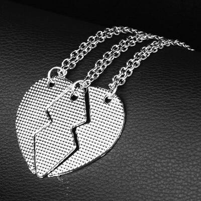 

3 Pcs Design Friendship Necklace Pendant Heart Broken Writing Forever
