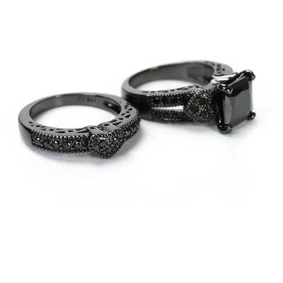 

Size 6-13 Couple Ring Black Stainless Steel 10k Black Wedding Ring Band Set For Men Women