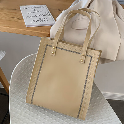 

Tailored Women Fashion Rivet Retro Large Capacity Shoulder Tote Handbag Casual Bag