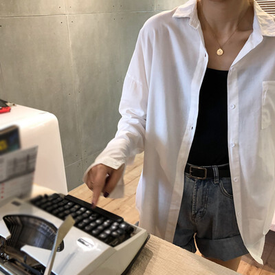 

Casual Loose Women Shirt Vintage Solid Color Lapel Shirt Sun Protection Loose Single-breasted Long Sleeve Blouse Tops