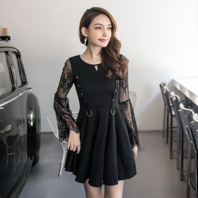 

JOY OF JOY Jingdong Womens 2019 Spring New Strap Little Black Dress Chic Harbor Style Sexy Dress Lace Panel Trumpet Sleeve Large Swing Dress JWQZ191561 Black