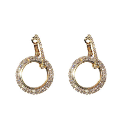 

Women Fashionable Crystal Earring Elegance Retro Ear Pendants Chic Graceful Lady of Quality Blinking Eardrop