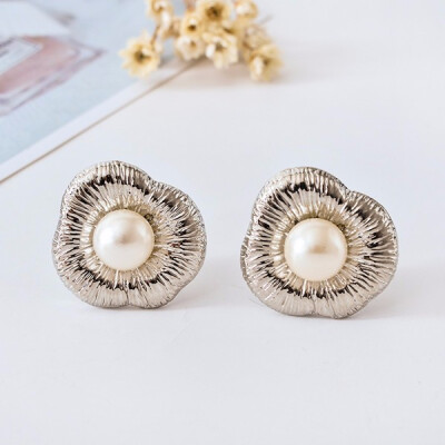 

New fashion pattern romantic women pearl ear clip electroplating gold&silver wedding gift jewelry earring