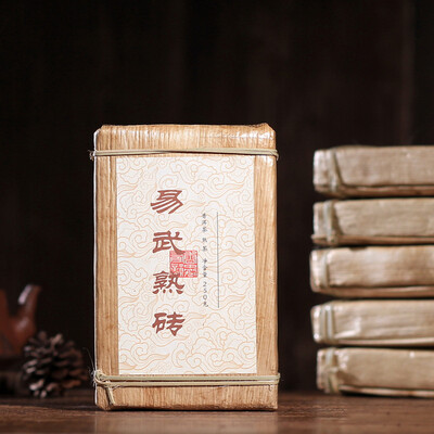 

Yunnan Yiwu 100 Years Old Tree Pu-erh Tea Brick in Bamboo Shell 2017 250g Ripe