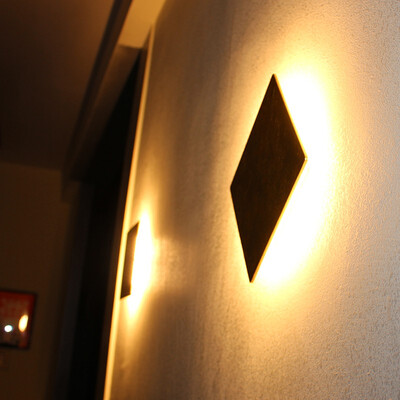 

Square wall lamp