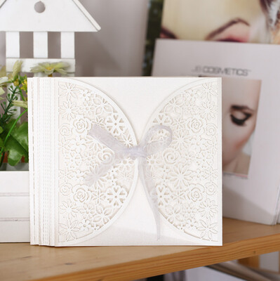 

10Pcs Romantic White Wedding Party Invitation Card Delicate Carved Flowers