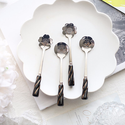 

STRUST 4pc set stainless steel porcelain Creative Flower coffee spoon set tea spoon set cutlery