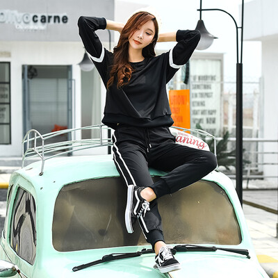 

Colorful 2019 new wild running fitness suit suit fashion loose quick-drying female models yoga clothing two-piece black M