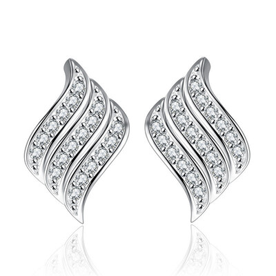 

Clear Cubic Zirconia Geometric Stud Earrings for Women Fashion Jewelry High Quality Gift Accessories WHK143
