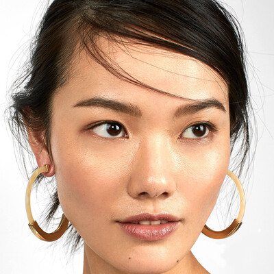 

NeillieN C-shaped acetic acid plate earrings womens fashion double-sided alloy sheet acrylic EarringsRound Earrings