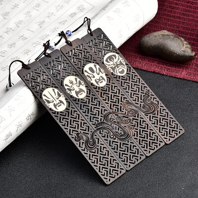

MIEZ wooden bookmark purple sandalwood