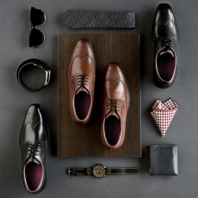 

Beijing Tokyo leather shoes mens Brock business dress shoes carved England with small square head Italian first layer cowhide black 42